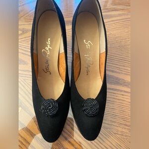 Stanley Philipson Black Suede Pointed-Toe Heels with Rosette Accent